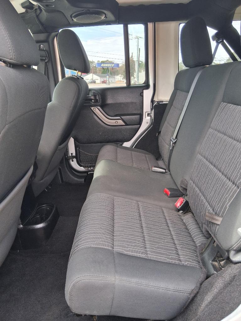 2012 Jeep Wrangler Unlimited Sport - Photo 7