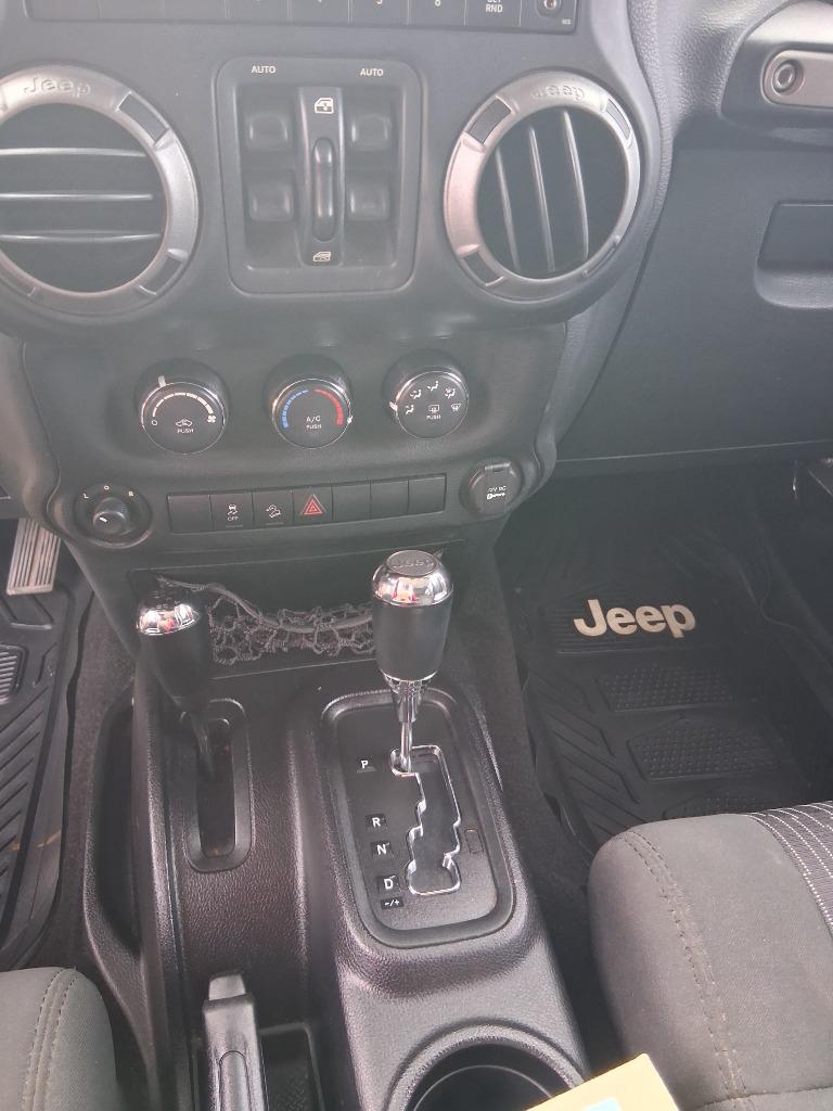 2012 Jeep Wrangler Unlimited Sport - Photo 9